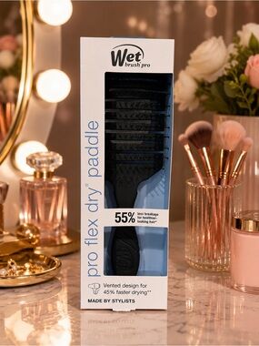 Wet Brush Pro Flex Dry Paddle Brush Black Vented Detangler Fast Drying NIB / NWT